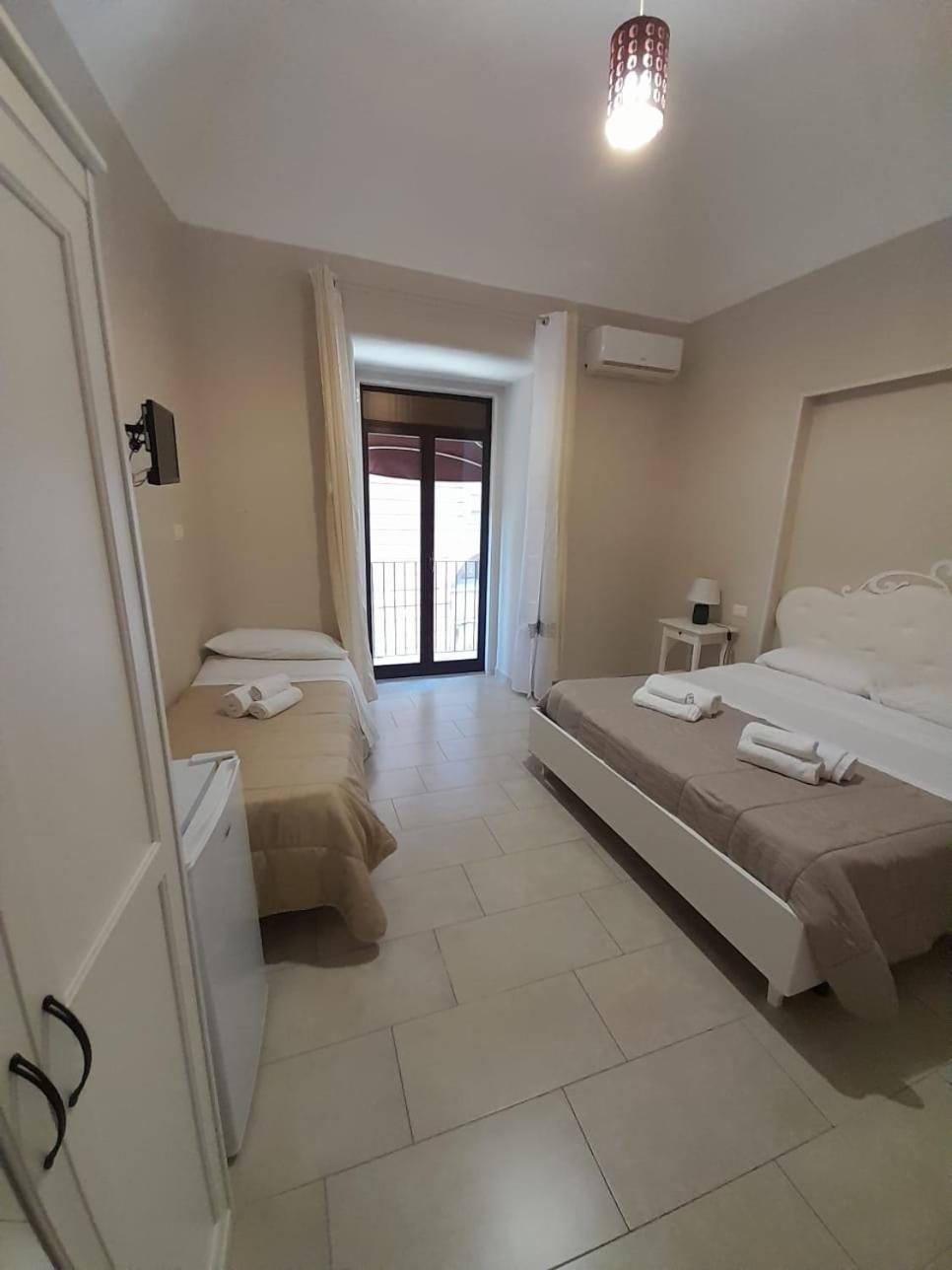 Hotel Fuoco Dell'Etna CTA Exterior foto